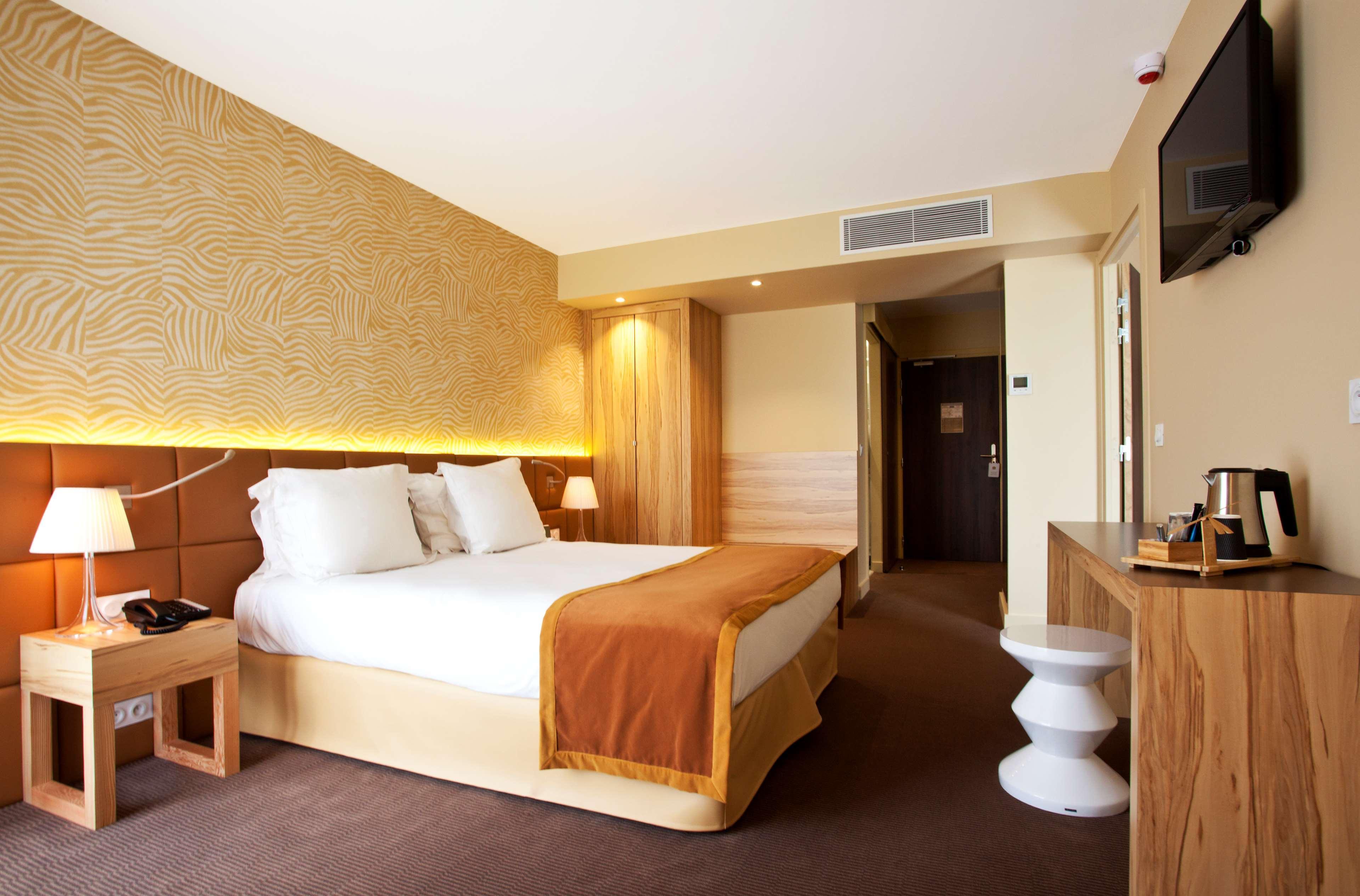 Best Western Hôtel Le Paradou Avignon Sud. Extérieur photo